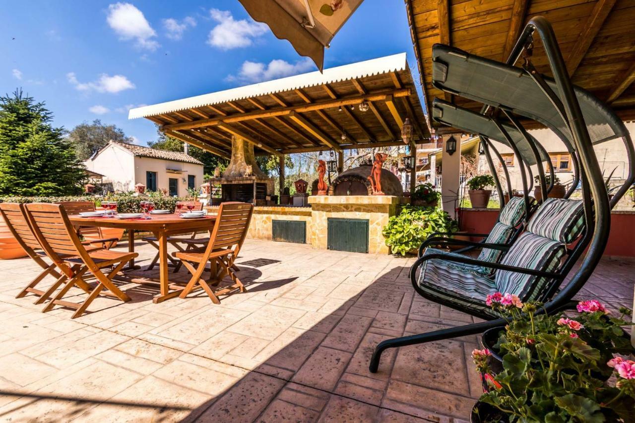 Antonela Sunshine Apartment By Corfu Escapes Perama  Exterior photo